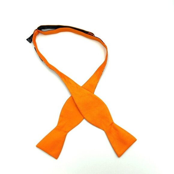 Croft & Barrow Bow Tie Men's Orange & Blue Paisley Hand Made Adjustable - Picture 2 of 4